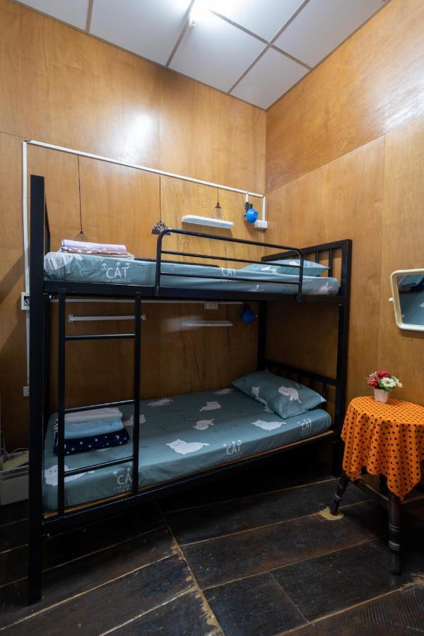 Sip N' Camp Nhà trọ Bangkok